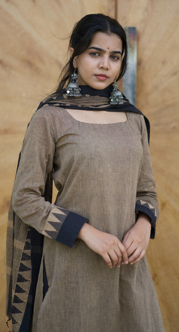 Yazhini (Handloom) 3Pc Set